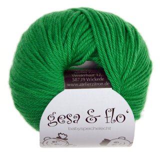 Gesa & Flo speichelechte Babywolle Wolle von Atelier Zitron pastellgelb 05