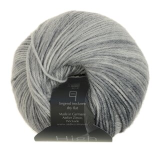 High Twist concept Wolle von Atelier Zitron 147 blau