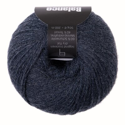 Balance Wolle von Atelier Zitron 14 dunkeldunkelblau