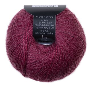 Balance 24 himbeere dunkel von Atelier Zitron, zitron wolle, Wolle Zitron