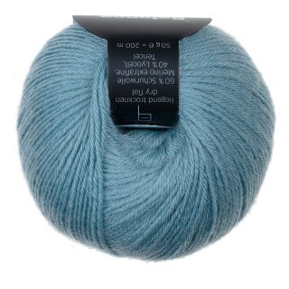 Balance Wolle von Atelier Zitron himbeere dunkel 24